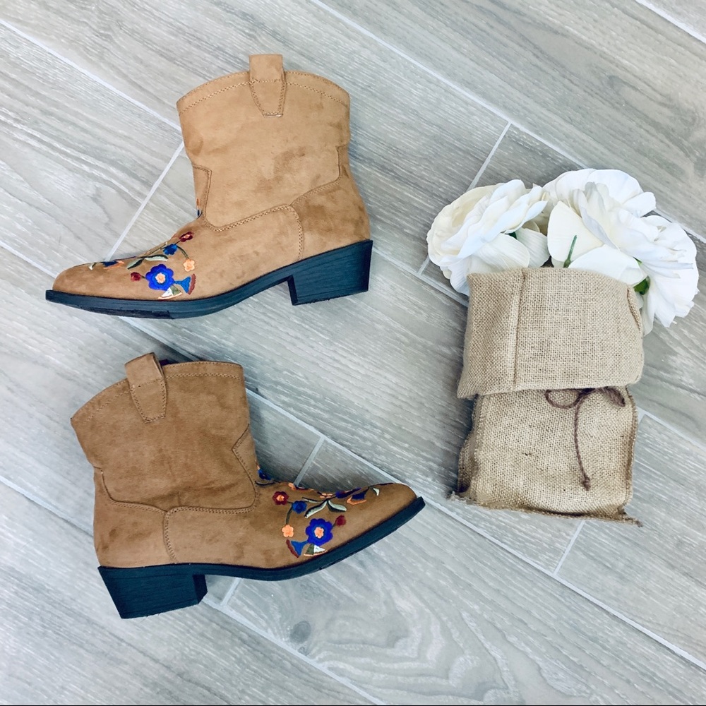 Mudd Embroidered Western Ankle Boots